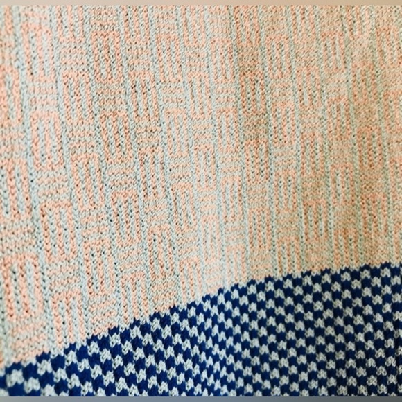 Esque Stretch Knit Sweater - Picture 7 of 8